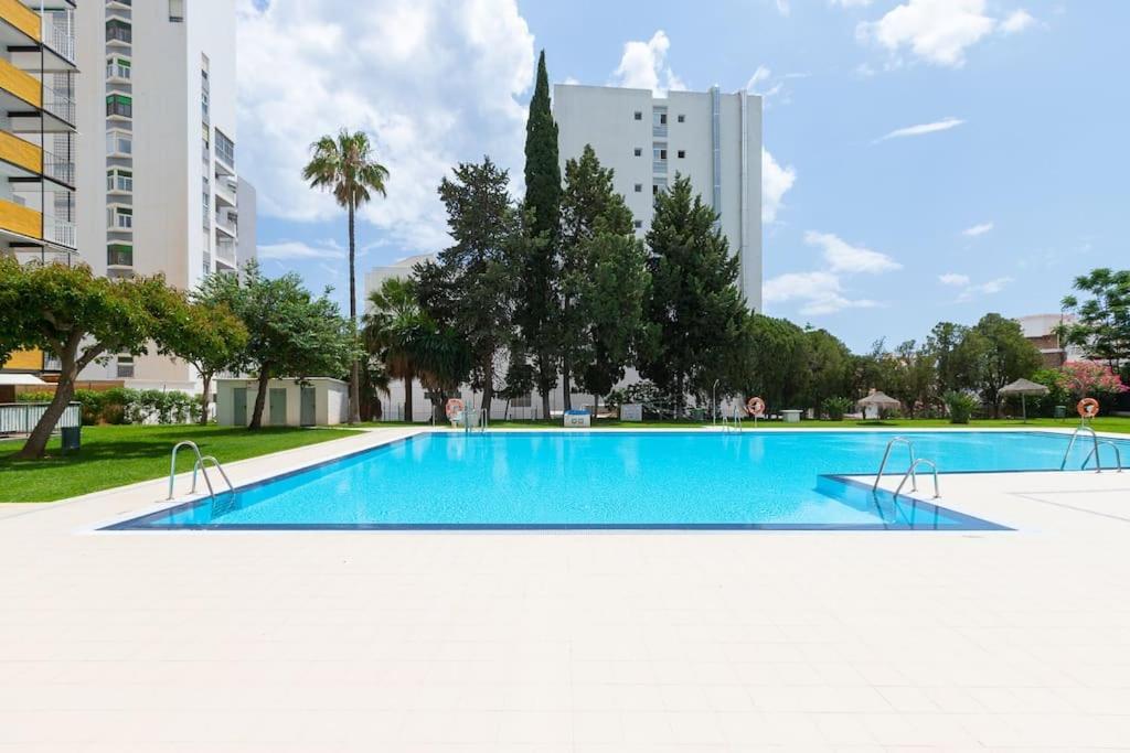 Apartamento Los Abedules Benalmádena Exteriör bild